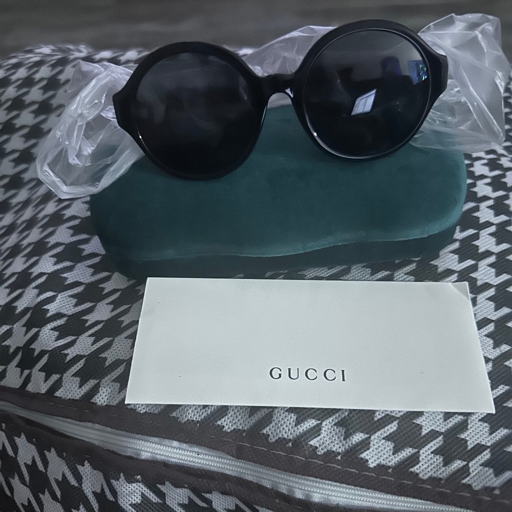 Gucci shades